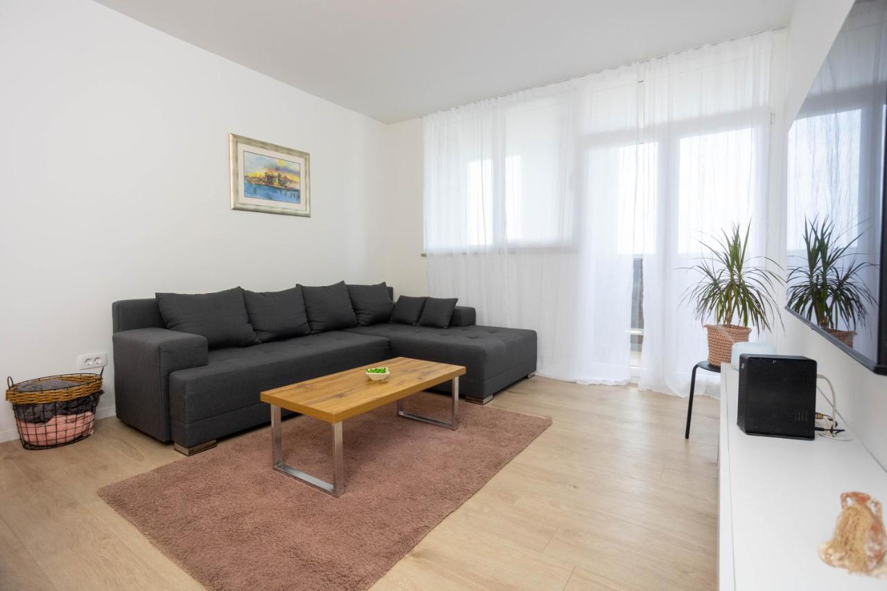 Miranda'S Place Сплит Экстерьер фото
